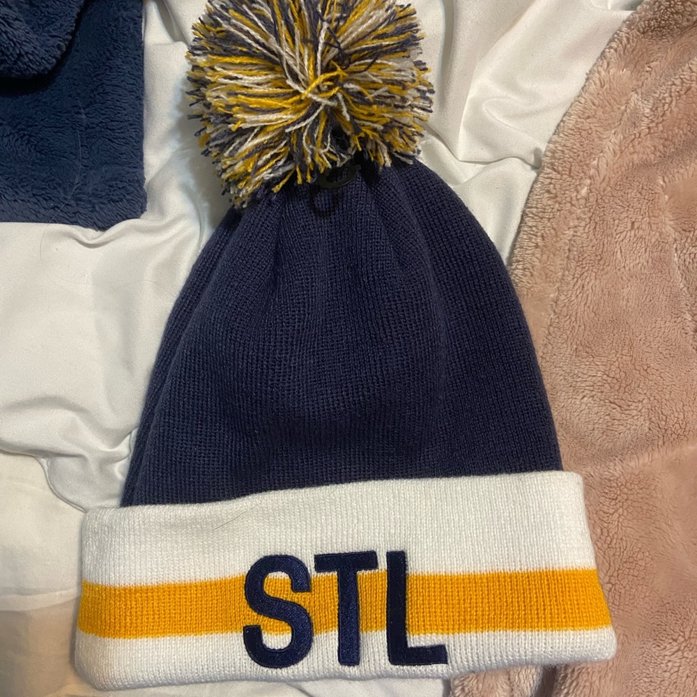 STL blue yellow and white beanie